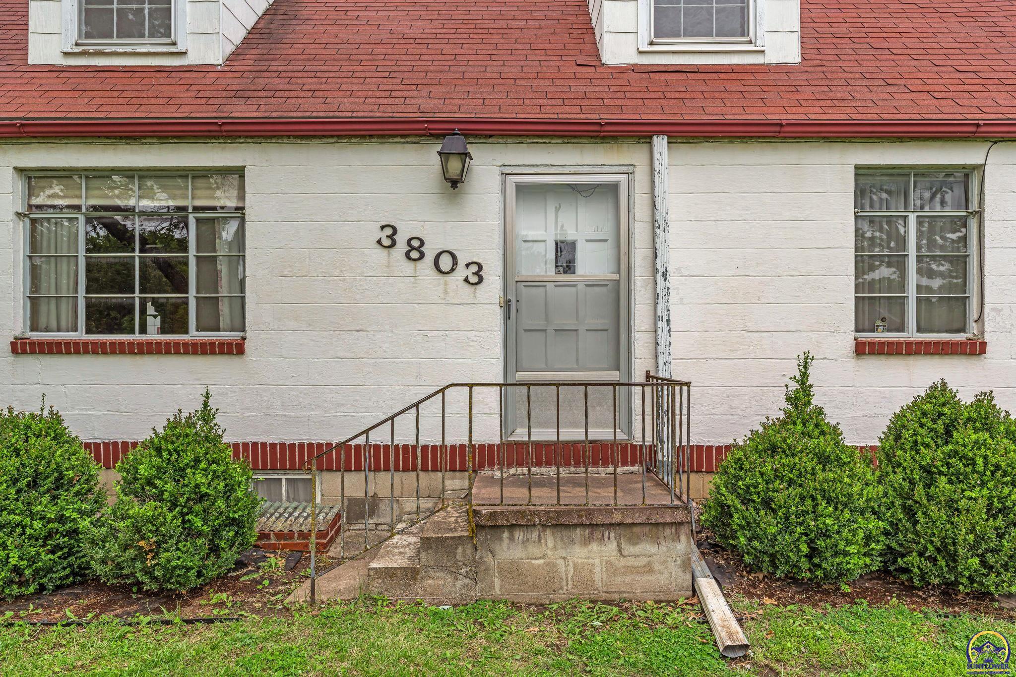3803 Northwest Wilder Road Topeka, KS 66617 - Photo 5 of 40