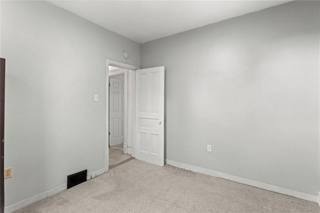 751 Florence Avenue Pittsburgh, PA 15202 - Photo 33 of 45 a view of an empty room