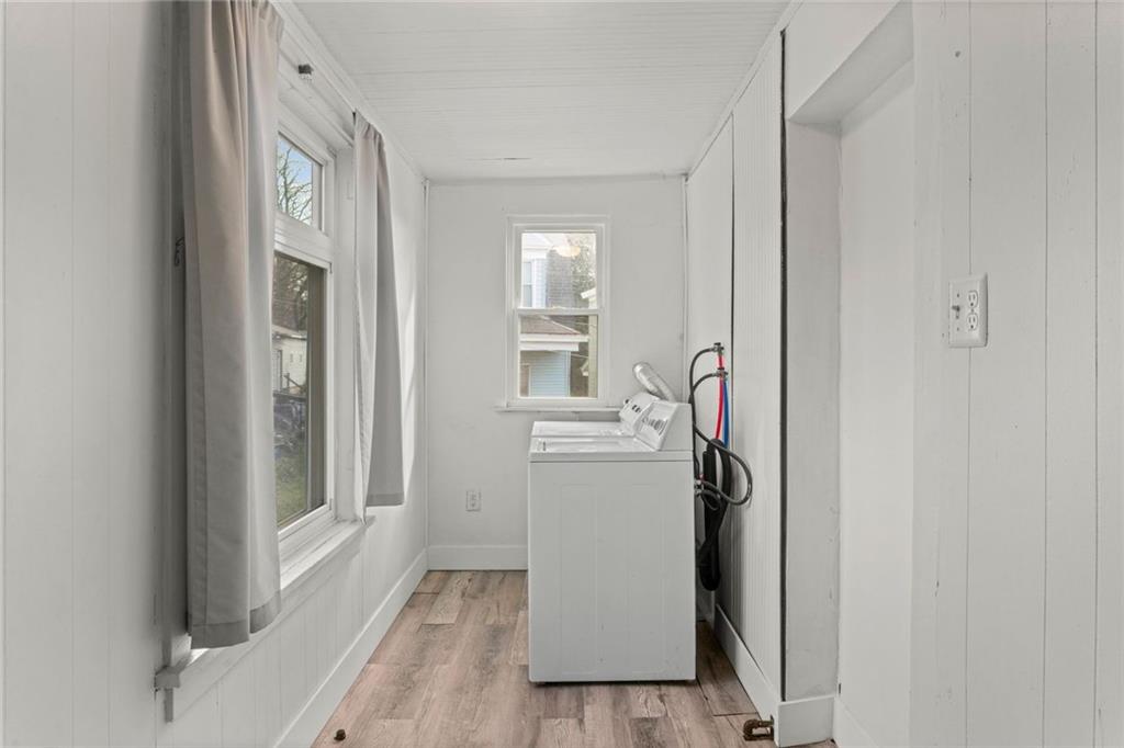 751 Florence Avenue Pittsburgh, PA 15202 - Photo 35 of 45 a room with a washer and dryer
