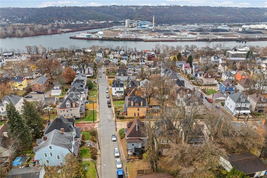 751 Florence Avenue Pittsburgh, PA 15202 - Photo 45 of 45 an aerial view of residential building and lake view