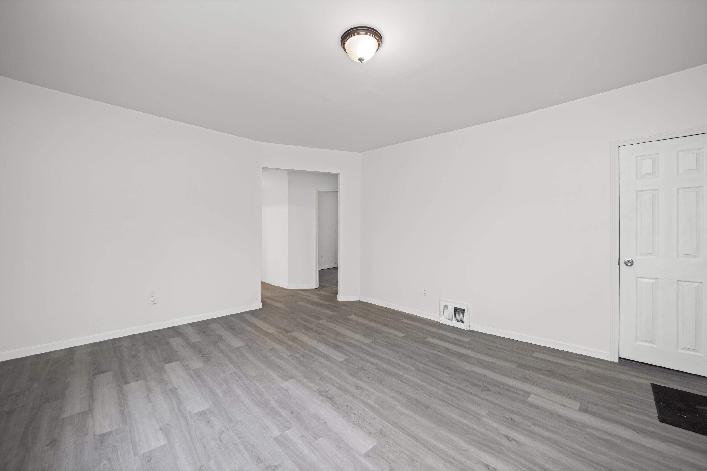 15357 Patton Street Detroit, MI 48223 - Photo 10 of 40 15357 Patton - OnDemand Pix Photography