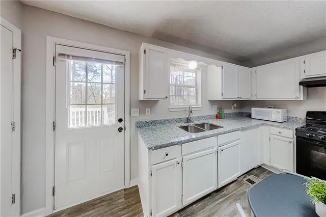 $270,000 | 3053 Botany Drive, Jonesboro, GA 30236