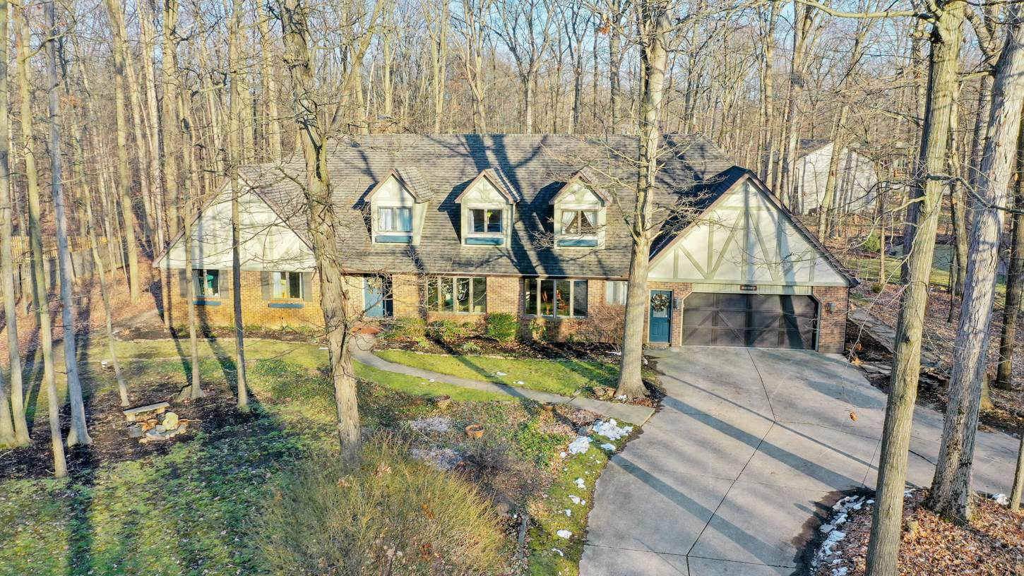 11030 Hickory Tree Road Fort Wayne, IN 46845 - Photo 3 of 36