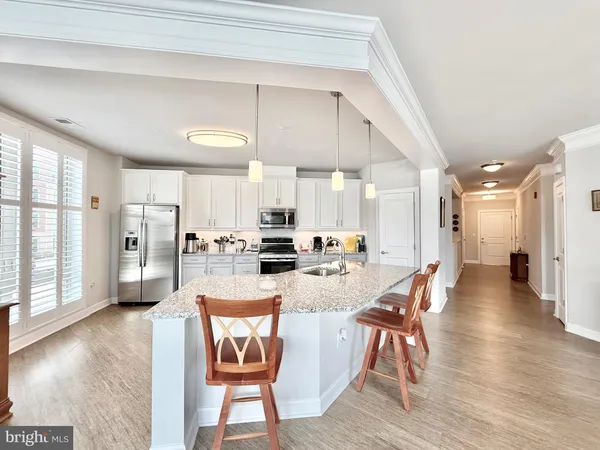 $685,000 | 6107 Fairview Farm Drive, Unit 202, Alexandria, VA 22315