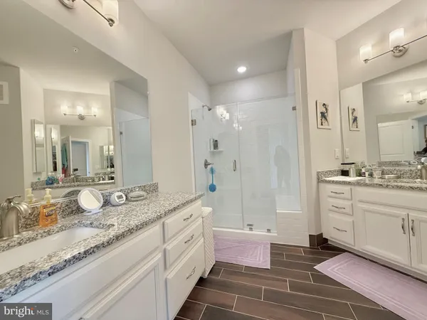 $685,000 | 6107 Fairview Farm Drive, Unit 202, Alexandria, VA 22315