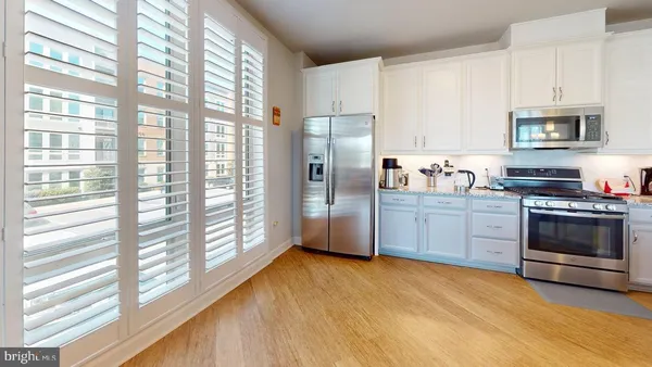 $685,000 | 6107 Fairview Farm Drive, Unit 202, Alexandria, VA 22315