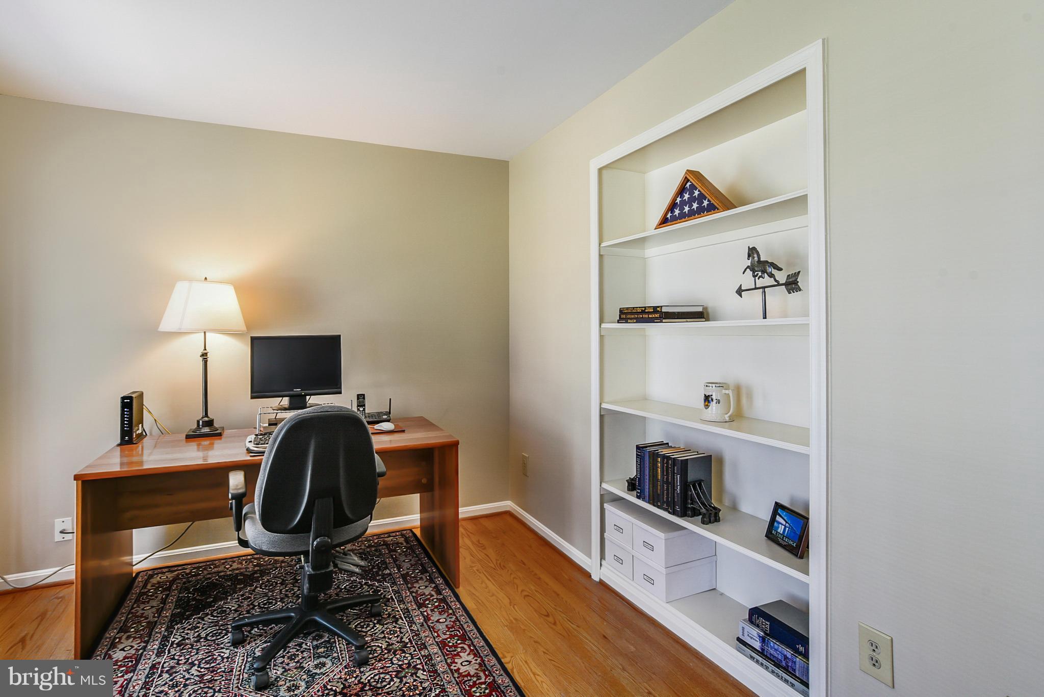 1506 Elk Point Drive Reston, VA 20194 - Photo 11 of 30 Library built-ins