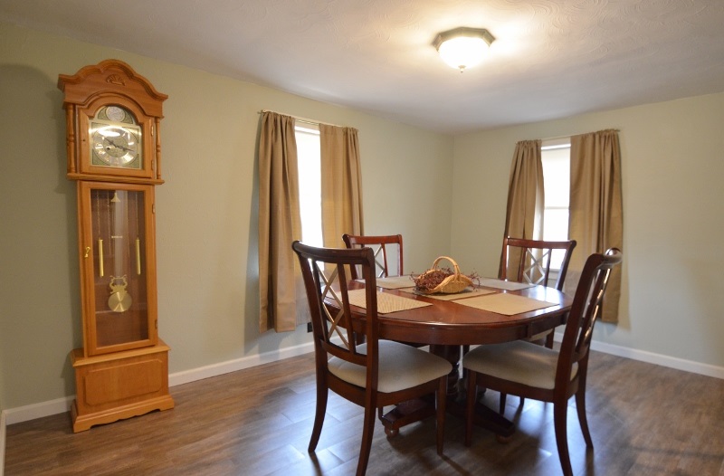10704 Aboite Road Roanoke, IN 46783 - Photo 11 of 36