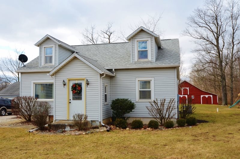 10704 Aboite Road Roanoke, IN 46783 - Photo 4 of 36
