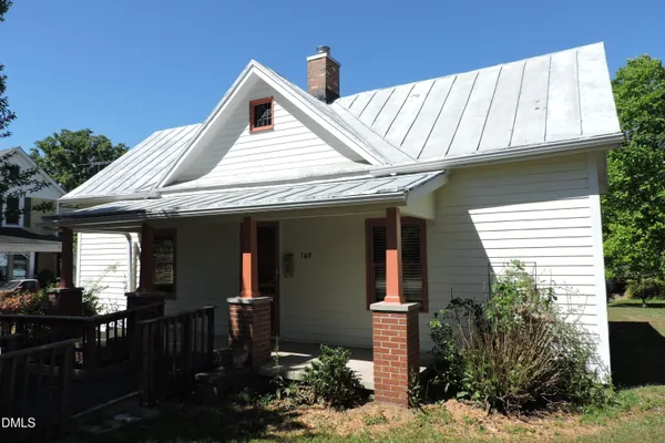 $389,000 | 116 West West Hill Avenue South, Hillsborough, NC 27278