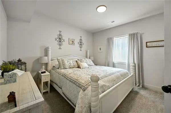 $639,900 | 1814 Woodward Circle, Raymore, MO 64083