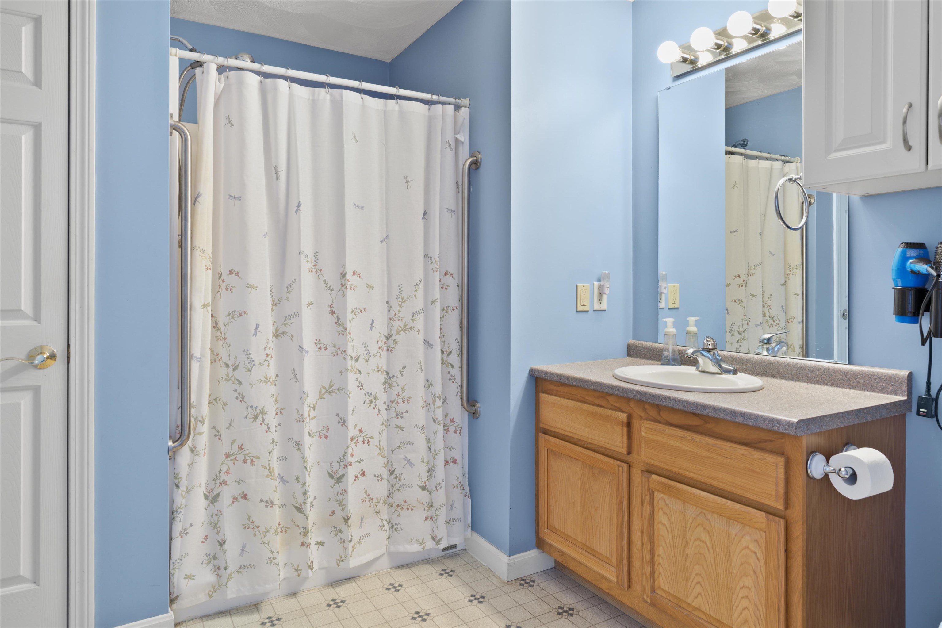 10 Cascade Circle Merrimack, NH 03054 - Photo 23 of 27 Gallery Image 23