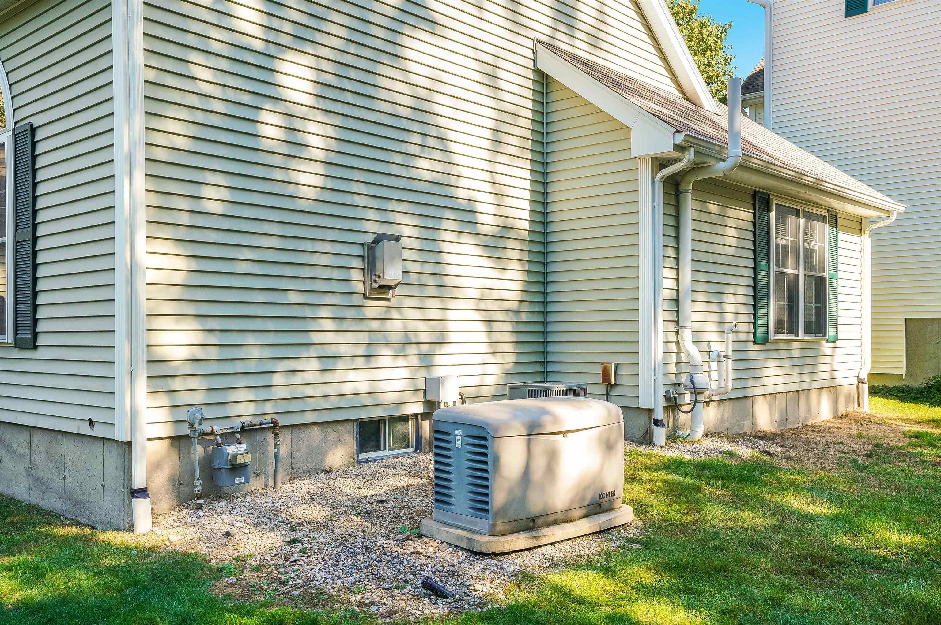 10 Cascade Circle Merrimack, NH 03054 - Photo 5 of 27 Gallery Image 5