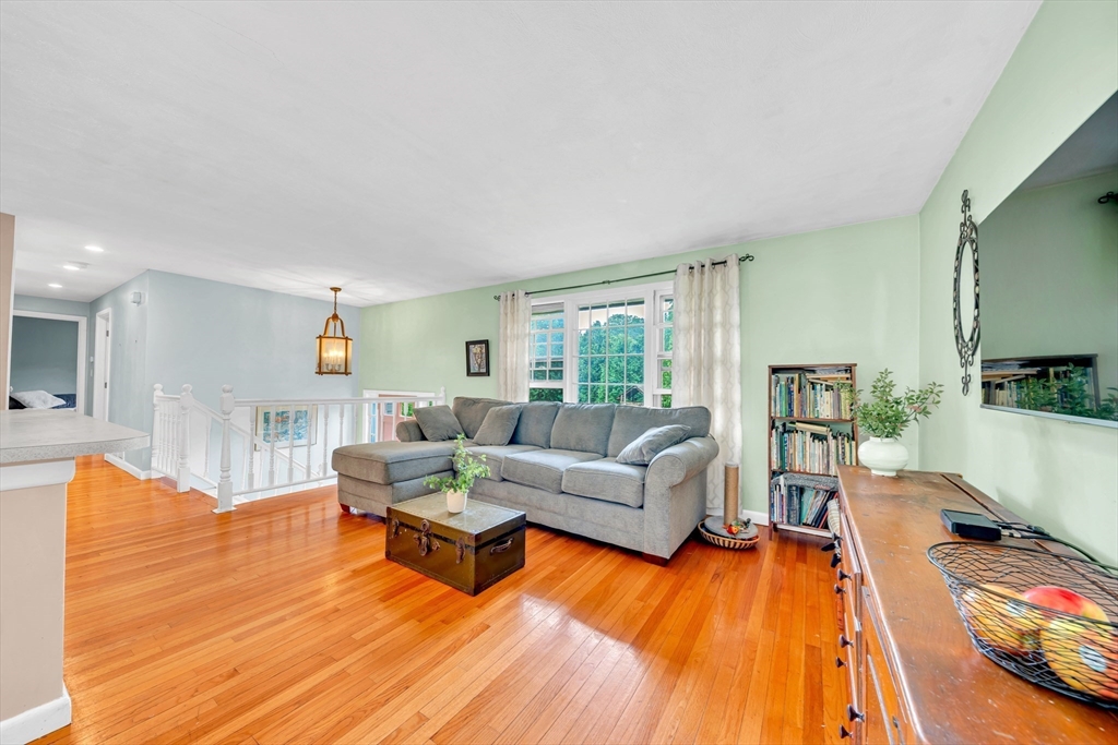 1 Howe Street Ipswich, MA 01938 - Photo 12 of 34