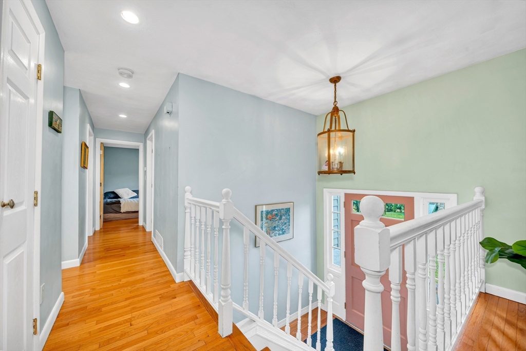 1 Howe Street Ipswich, MA 01938 - Photo 14 of 34