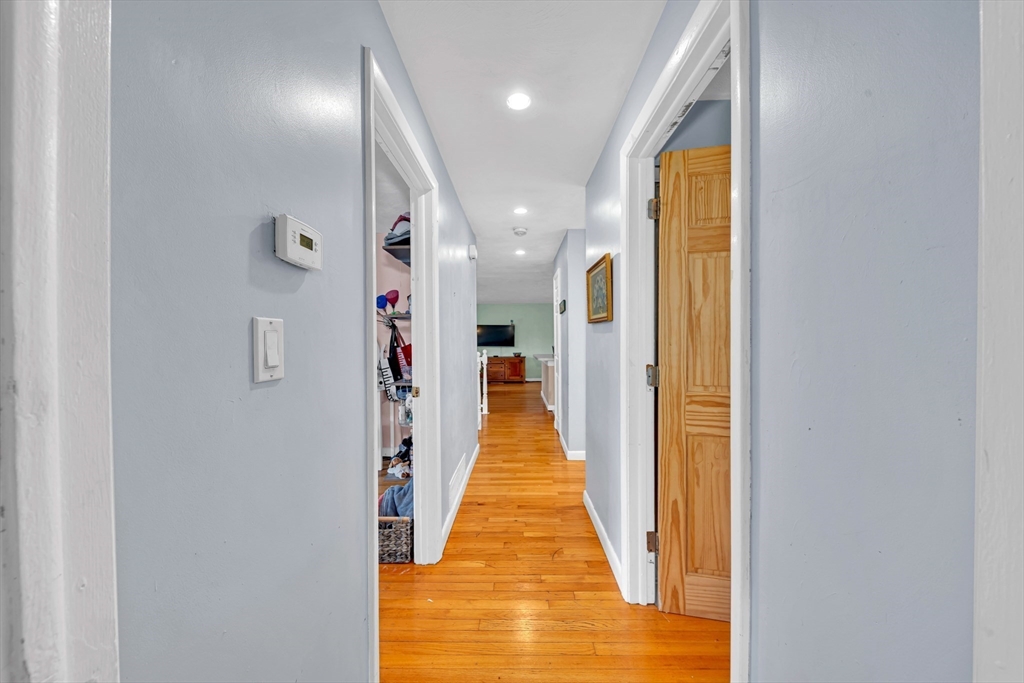 1 Howe Street Ipswich, MA 01938 - Photo 17 of 34