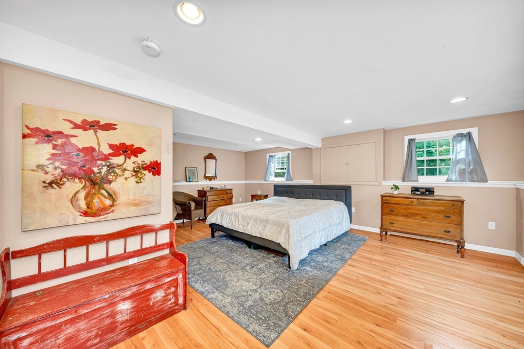 1 Howe Street Ipswich, MA 01938 - Photo 20 of 34