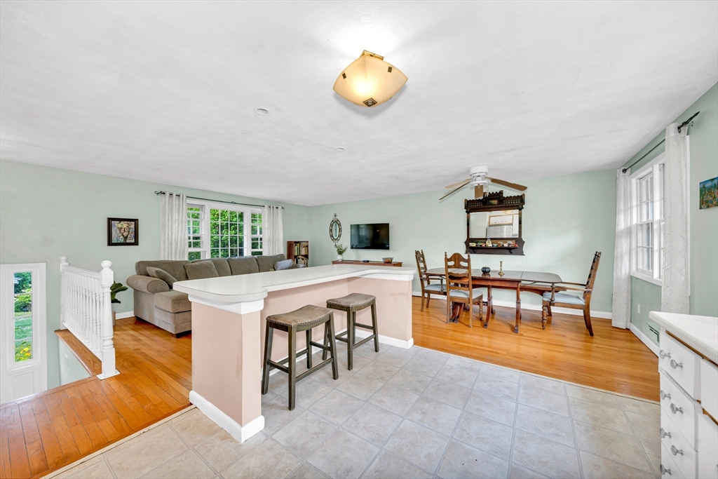 1 Howe Street Ipswich, MA 01938 - Photo 2 of 34