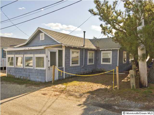 2 Shell Road Mantoloking, NJ 08738 - Photo 1 of 3 Primary Photo