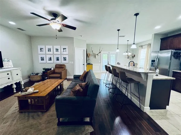 $2,350 | 16686 Northwest 194th Terrace, High Springs, FL 32643