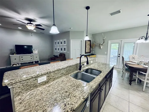 $2,350 | 16686 Northwest 194th Terrace, High Springs, FL 32643