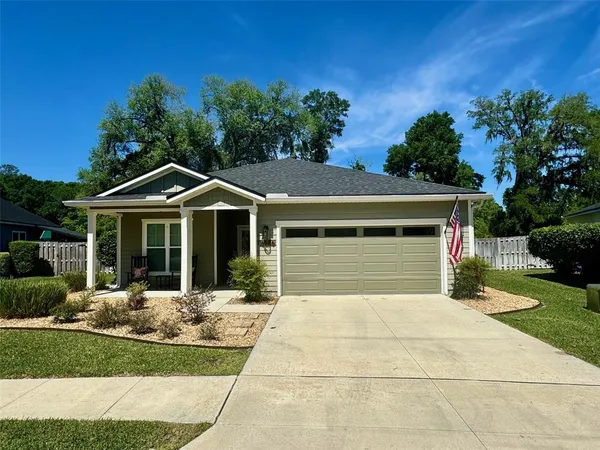 $2,350 | 16686 Northwest 194th Terrace, High Springs, FL 32643