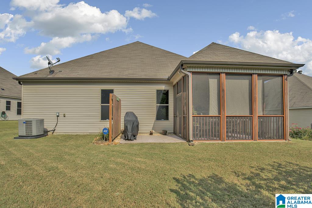 585 Village Springs Lane Springville, AL 35146 - Photo 4 of 22