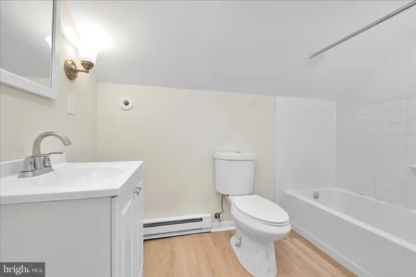 $550,000 | 1135 Grovania Avenue, Abington, PA 19001