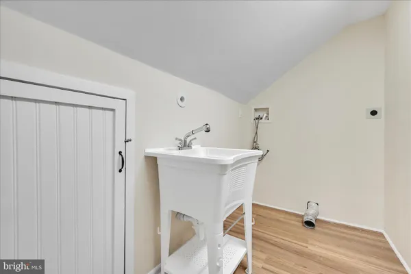 $550,000 | 1135 Grovania Avenue, Abington, PA 19001
