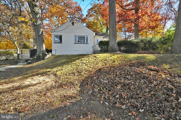 $550,000 | 1135 Grovania Avenue, Abington, PA 19001