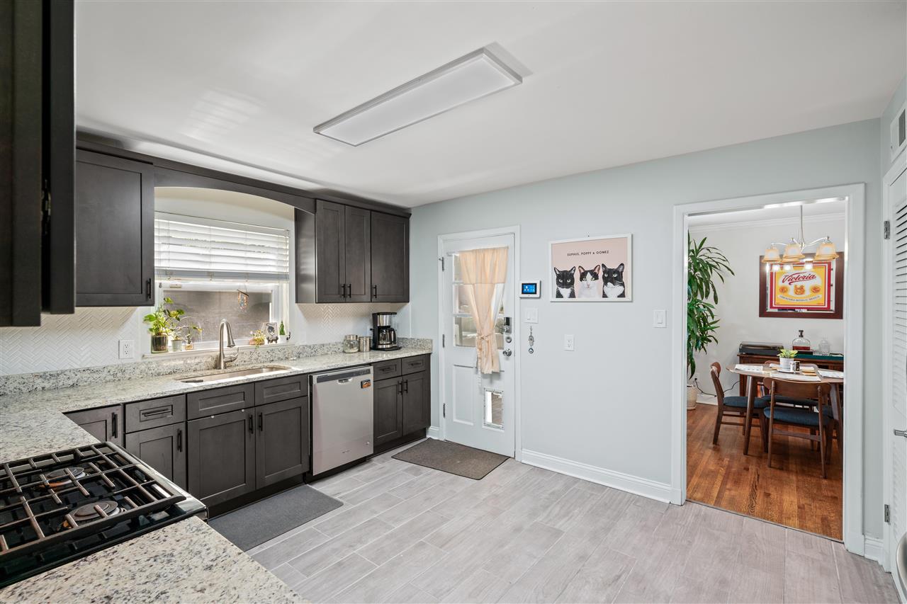 1089 South Perkins Road Memphis, TN 38117 - Photo 11 of 25 Gallery Image 11