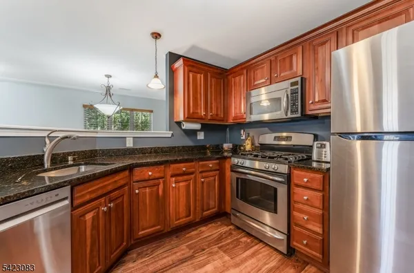 $299,000 | 138 Old Farm Drive, Unit 138, Great Meadows, NJ 07838