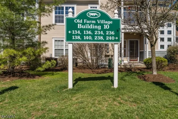 $299,000 | 138 Old Farm Drive, Unit 138, Great Meadows, NJ 07838
