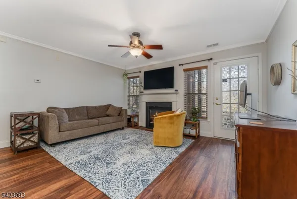 $299,000 | 138 Old Farm Drive, Unit 138, Great Meadows, NJ 07838