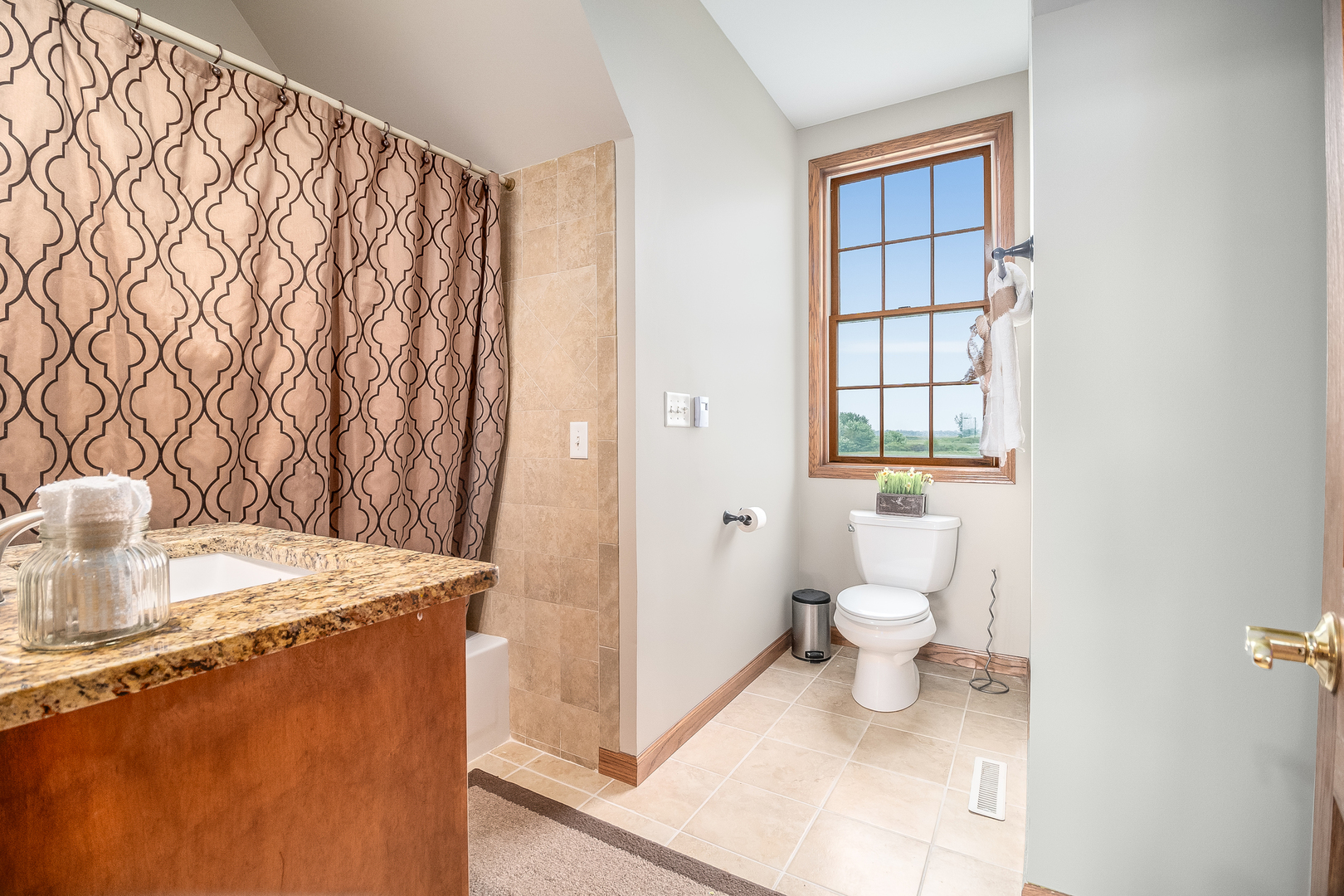 2729 North 4251st Road Sheridan, IL 60551 - Photo 22 of 37
