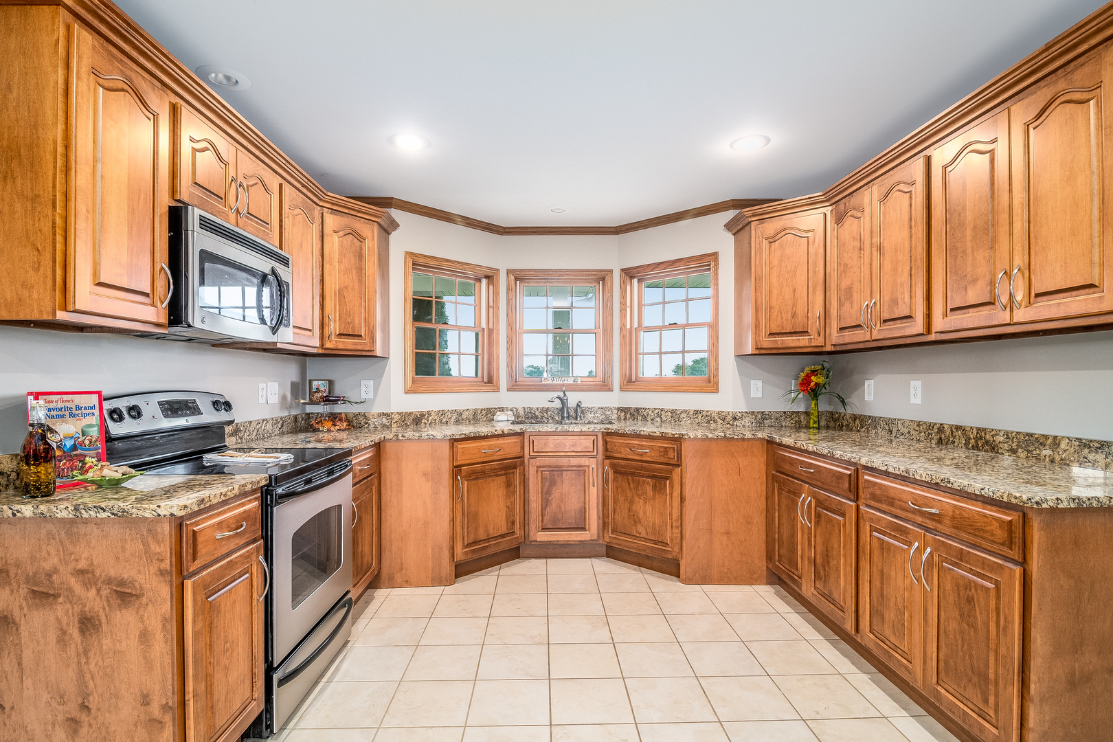 2729 North 4251st Road Sheridan, IL 60551 - Photo 6 of 37