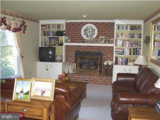 71 Lee Road Audubon, PA 19403 - Photo 3 of 6 Gallery Image 3