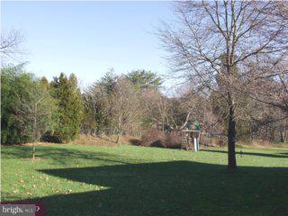 71 Lee Road Audubon, PA 19403 - Photo 6 of 6 Gallery Image 6