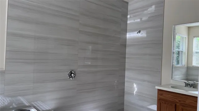 a bathroom with a tub