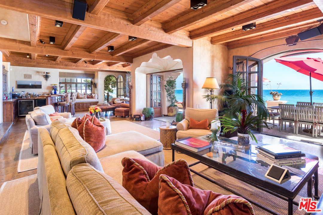 22102 Pacific Coast Highway Malibu, CA 90265 - Photo 12 of 36 a living room with furniture