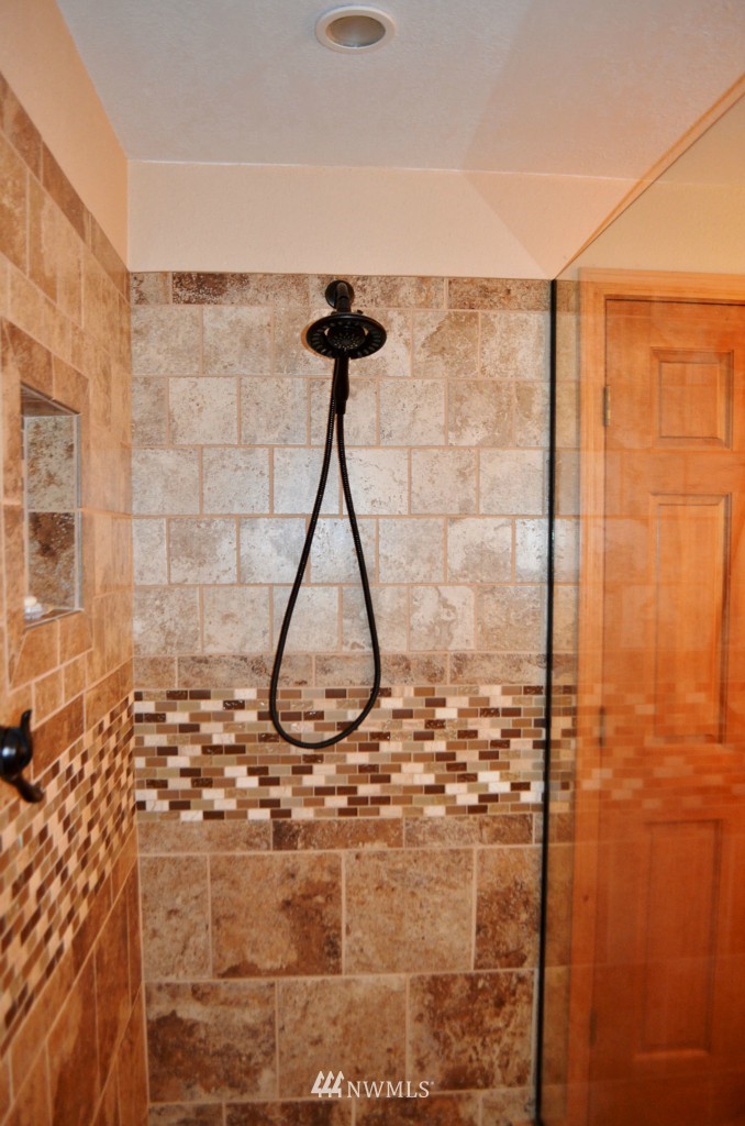 324 Burnt Ridge Road Onalaska, WA 98570 - Photo 12 of 25 Gallery Image 12