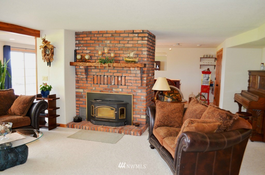 324 Burnt Ridge Road Onalaska, WA 98570 - Photo 9 of 25 Gallery Image 9