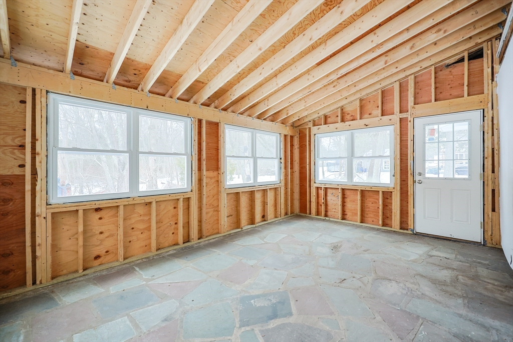 314 Britton Street Raynham, MA 02767 - Photo 9 of 20