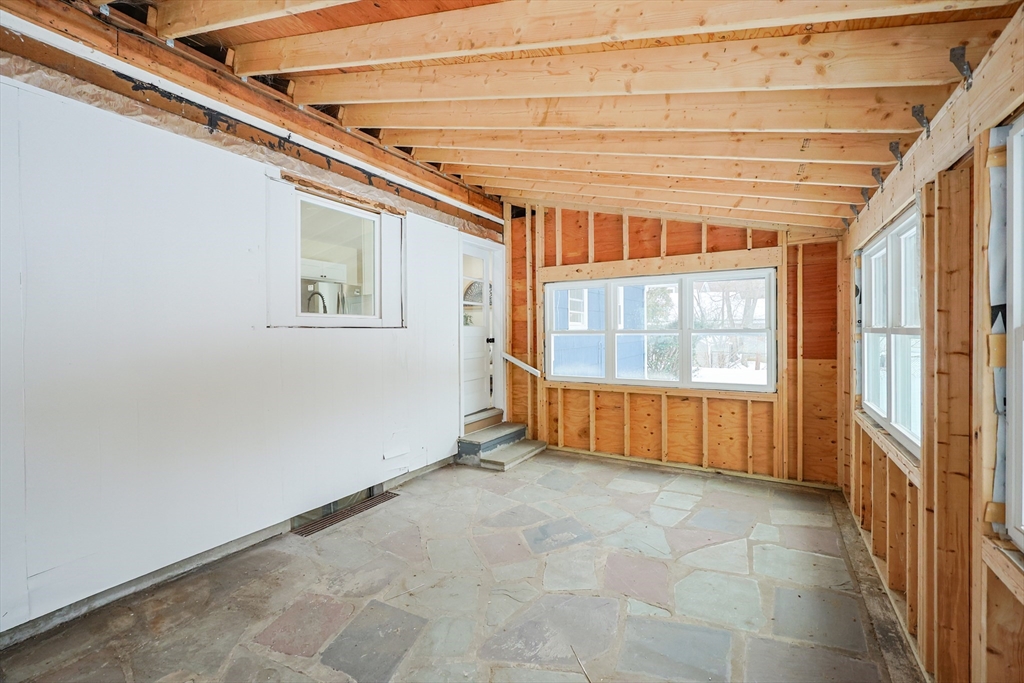 314 Britton Street Raynham, MA 02767 - Photo 10 of 20