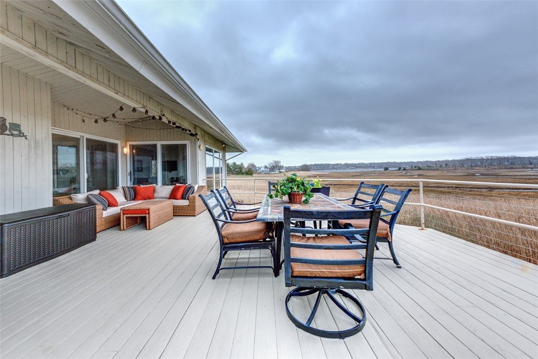 377 Rumstick Road Barrington, RI 02806 - Photo 18 of 38