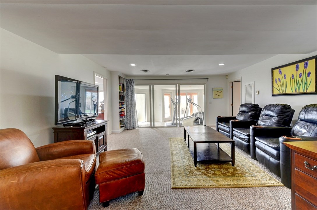 377 Rumstick Road Barrington, RI 02806 - Photo 24 of 38