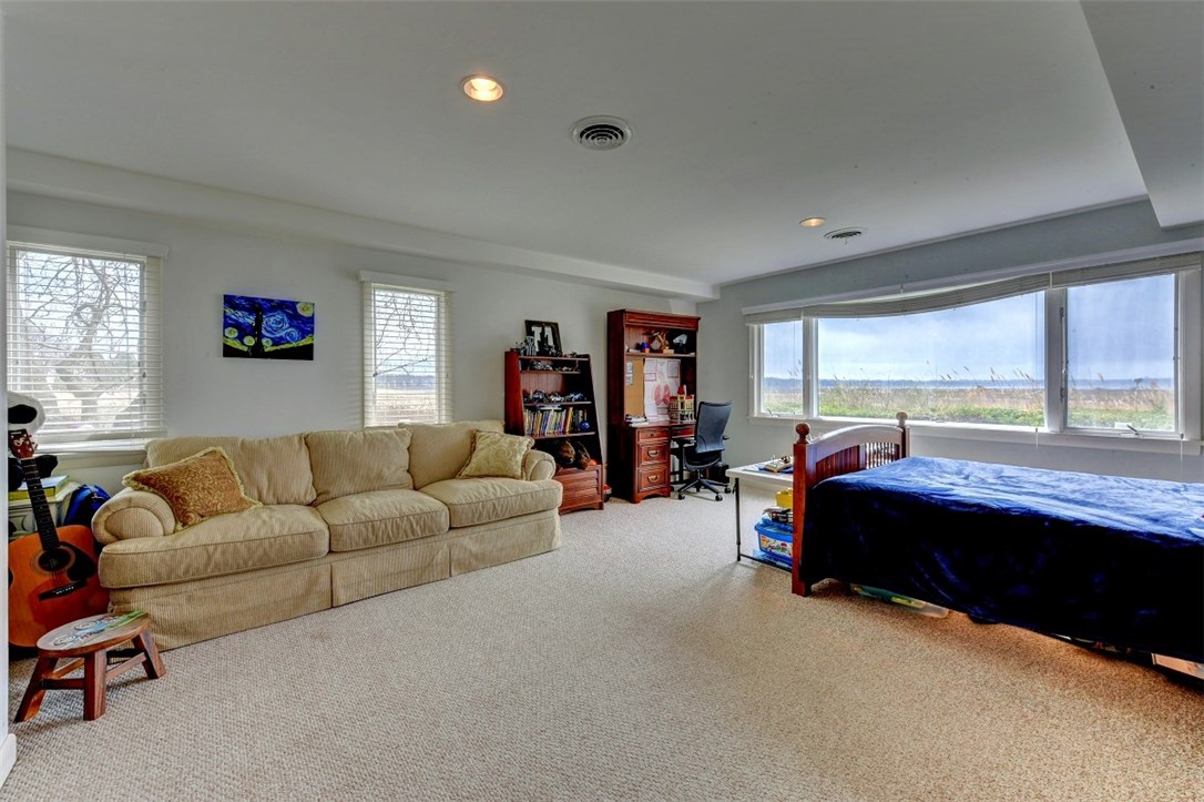 377 Rumstick Road Barrington, RI 02806 - Photo 25 of 38