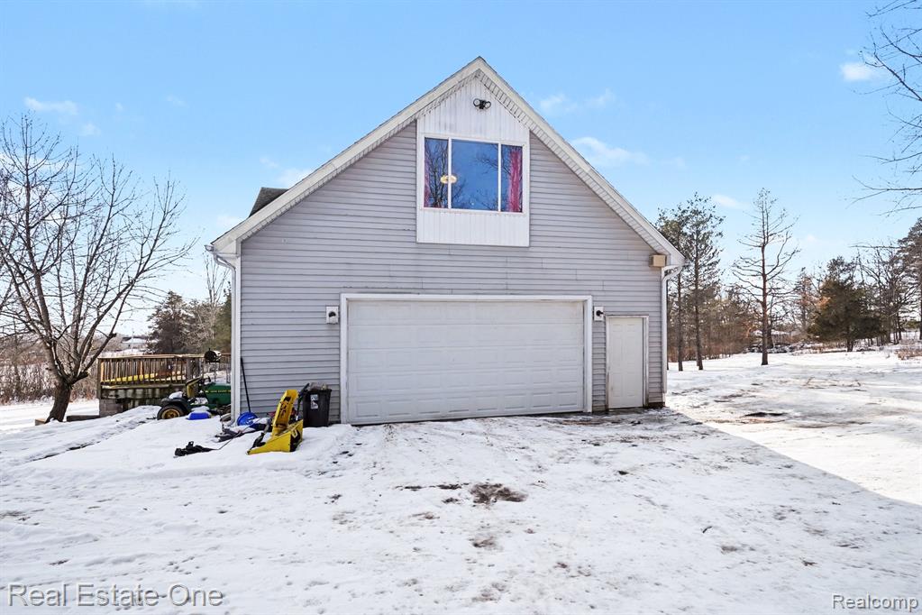 18403 Taylor Lake Road Holly, MI 48442 - Photo 38 of 53 Gallery Image 38