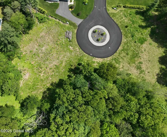 $1,495,000 | 23 Steeple View Drive, Colonie, NY 12211