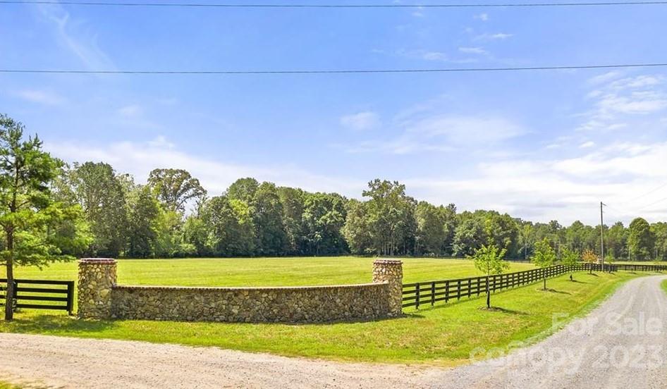 315 Akinbac Road, Unit 1 Clover, SC 29710 - Photo 2 of 4 Gallery Image 2